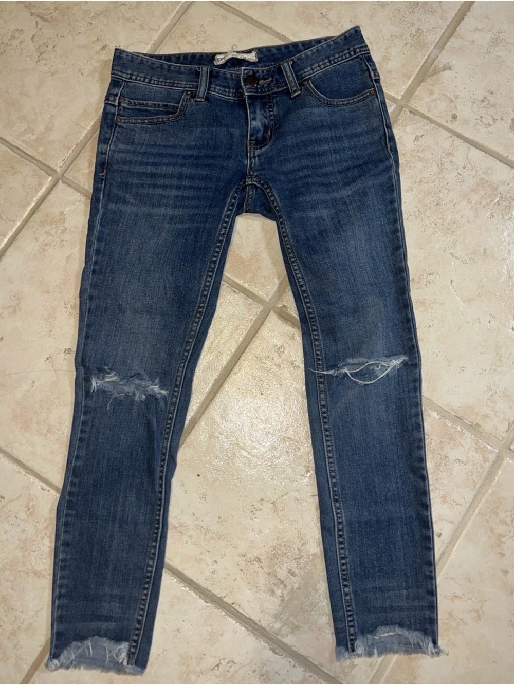 Free People Women’s Distressed Denim Blue Skinny Jeans Size 24